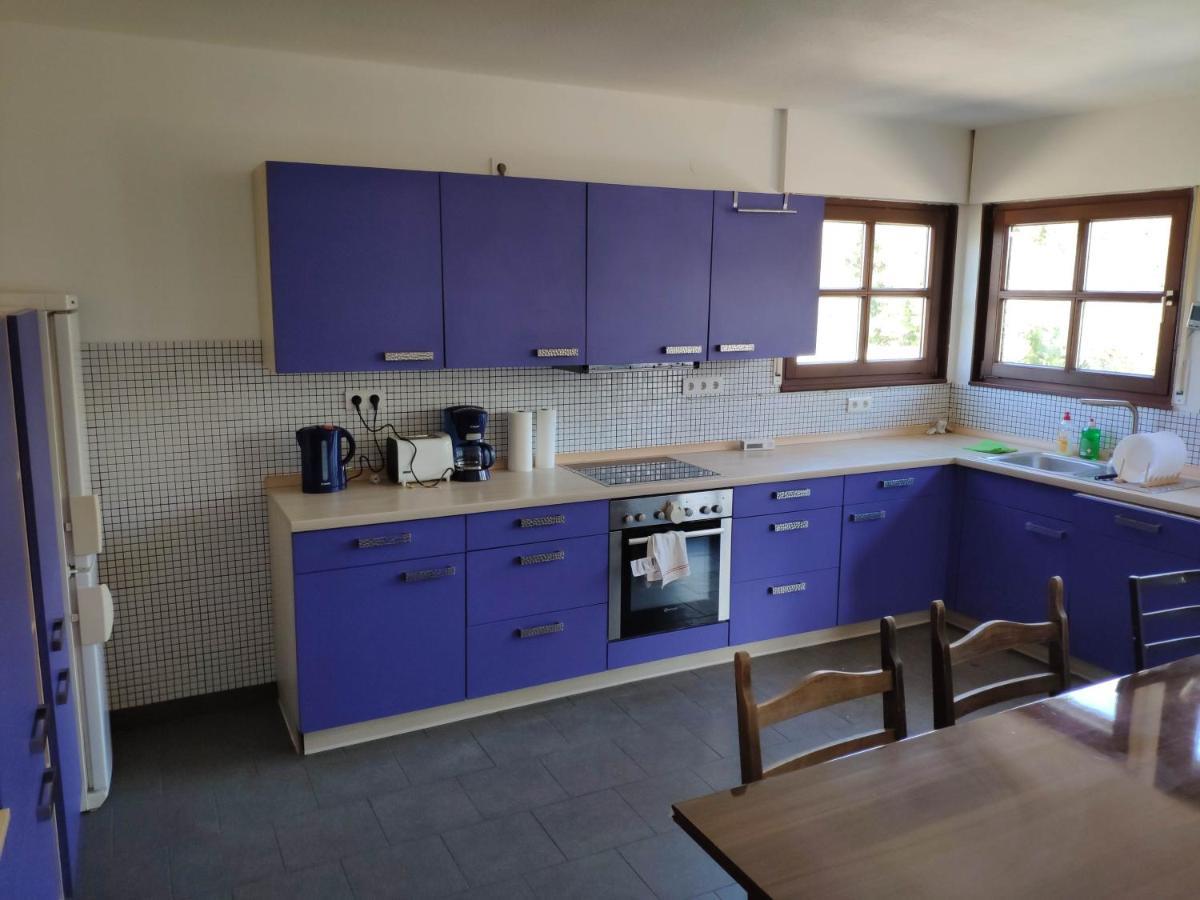 Ferienwohnung Mit 123Qm Fuer 8 Personen Mit Sehr Grossem Garten, Einfache Innen-Ausstattung ไลป์ซิก ภายนอก รูปภาพ