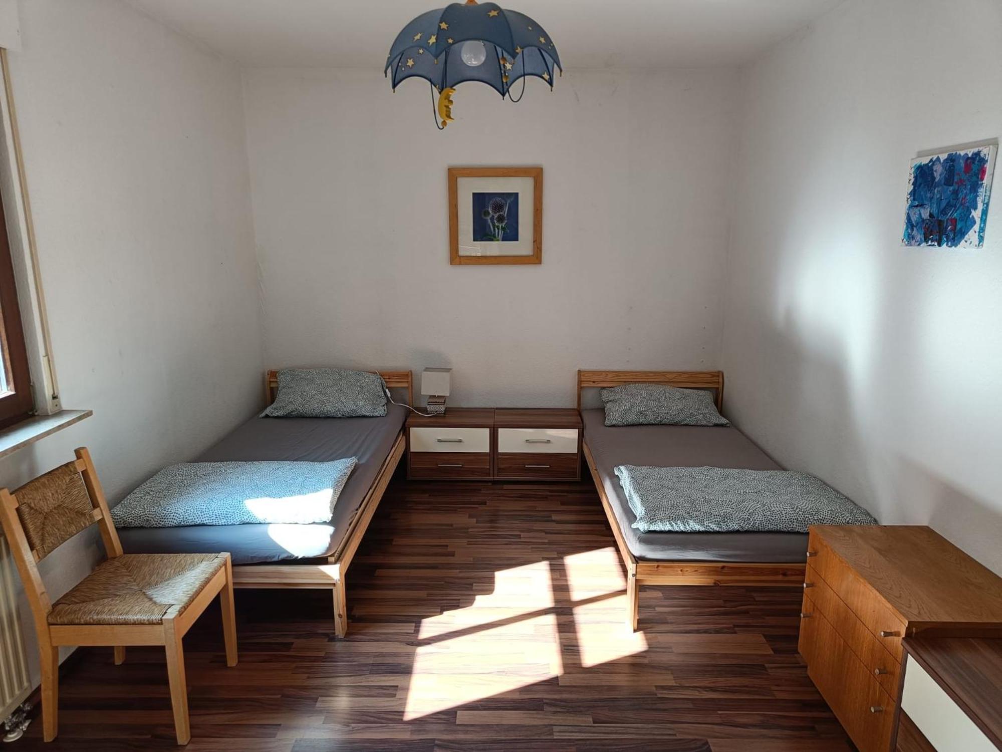 Ferienwohnung Mit 123Qm Fuer 8 Personen Mit Sehr Grossem Garten, Einfache Innen-Ausstattung ไลป์ซิก ภายนอก รูปภาพ