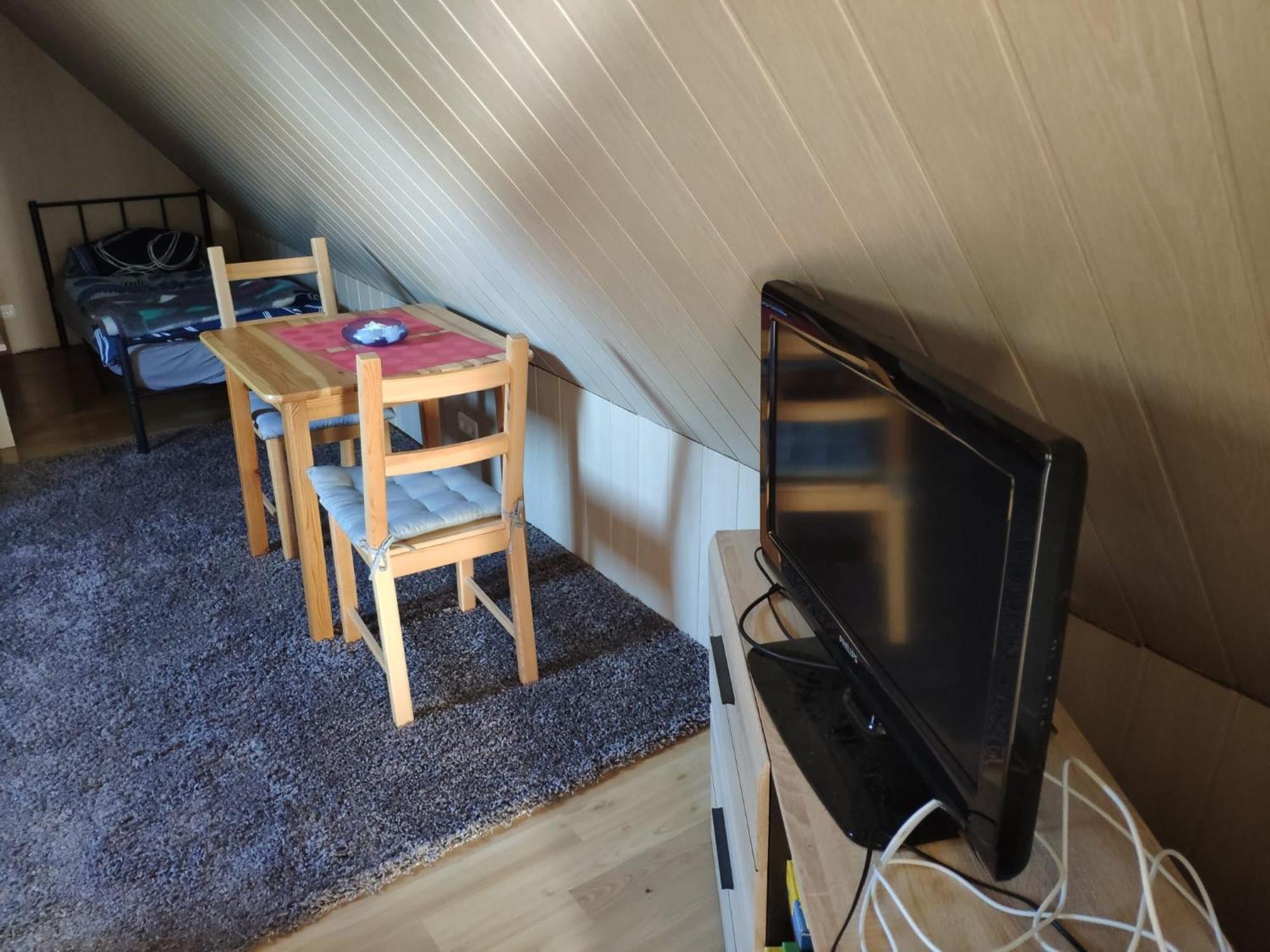 Ferienwohnung Mit 123Qm Fuer 8 Personen Mit Sehr Grossem Garten, Einfache Innen-Ausstattung ไลป์ซิก ภายนอก รูปภาพ