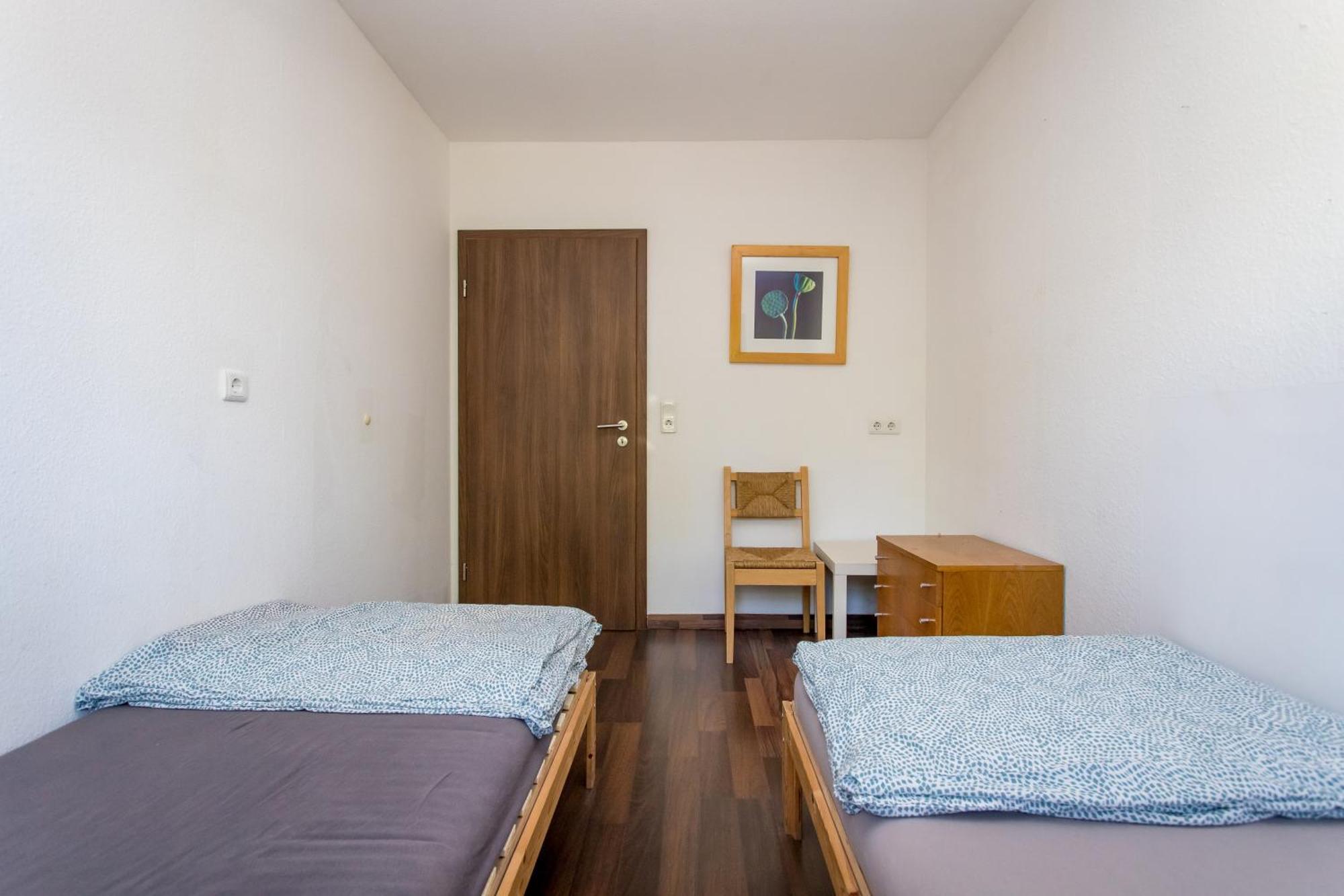 Ferienwohnung Mit 123Qm Fuer 8 Personen Mit Sehr Grossem Garten, Einfache Innen-Ausstattung ไลป์ซิก ภายนอก รูปภาพ